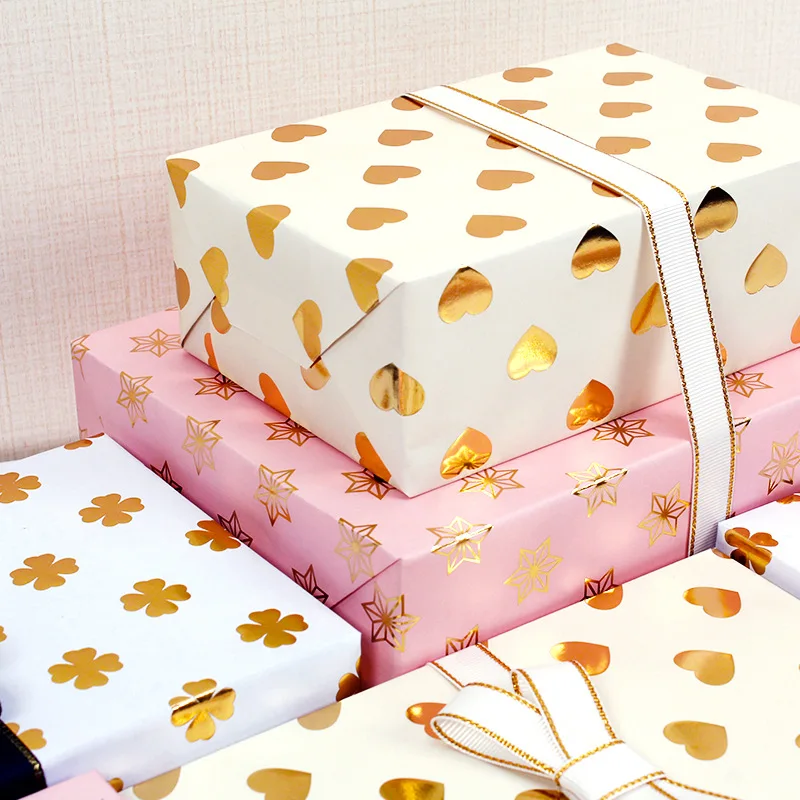 Luxury Metallic Foil Gift Wrapping Paper Sheet with Printed Four Leaf Clover Heart Hexagram