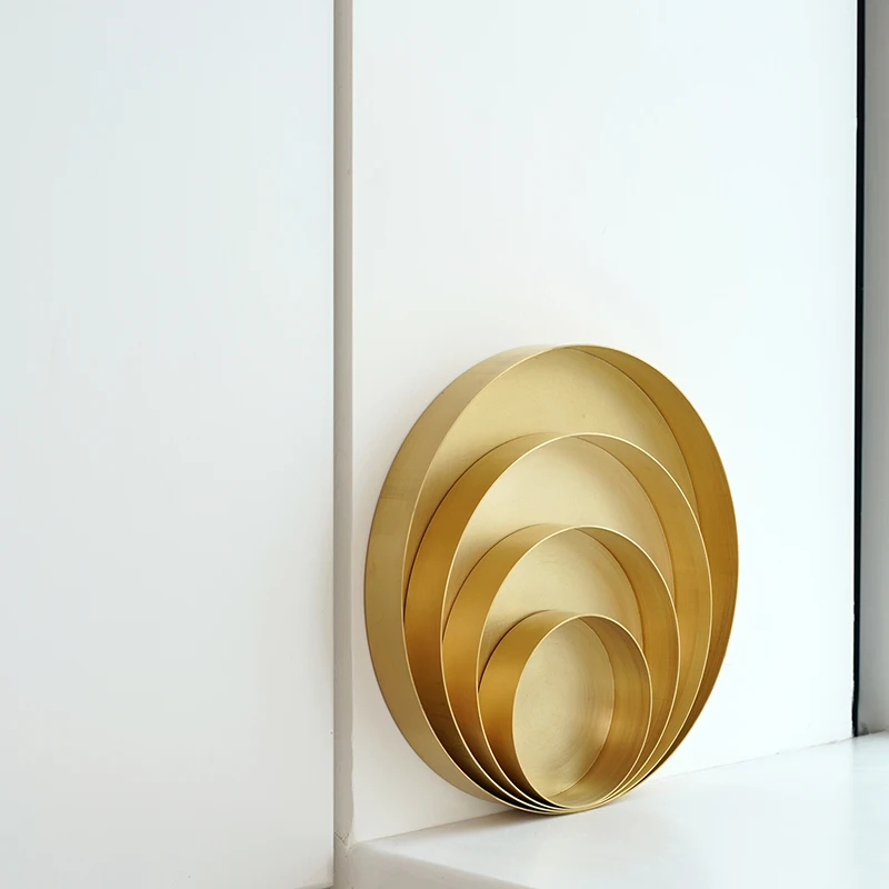 MAXERY Solid Brass Round Tray Table Organizer, Simple Gold Serving Tray Metal Decorative Tray for Perfume Jewelry Cosmetics