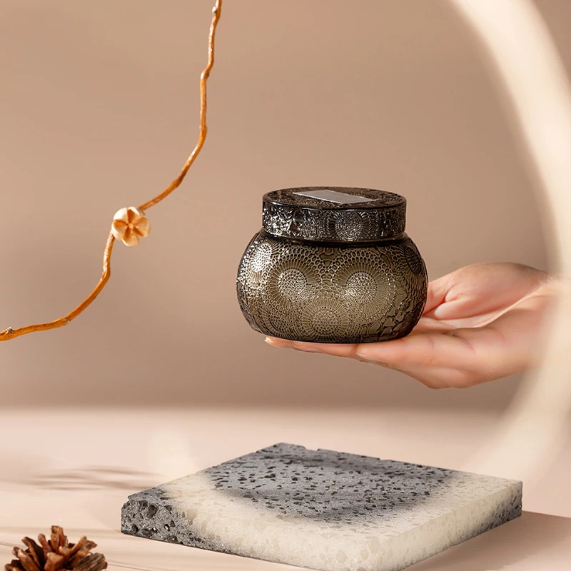 New design custom luxury embossed scented candles soy wax candles library gifts romantic souvenirs scented candles