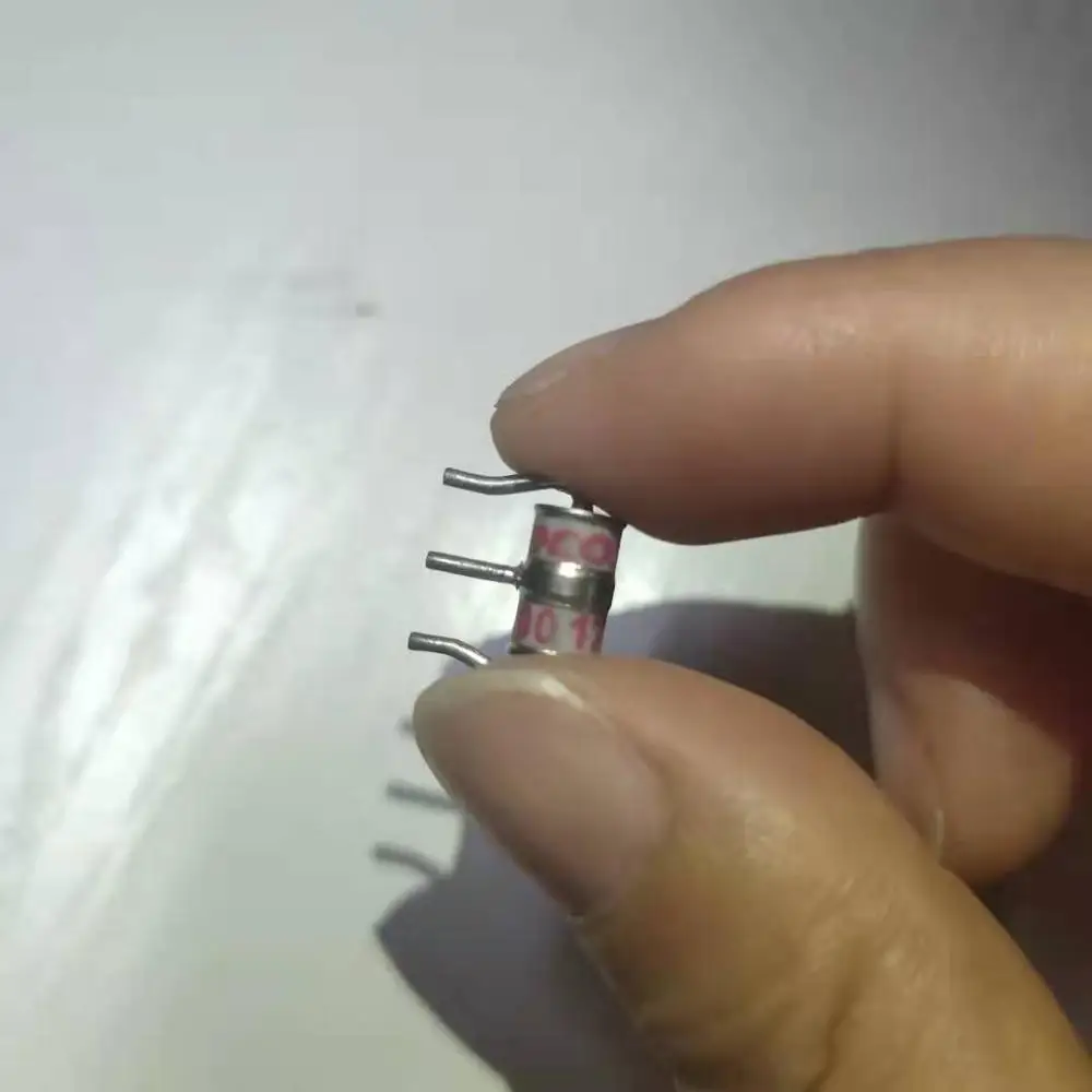 Surge arrester GDT EPCOS/TDK B88069X8690B502 T83-A350X 350V 10KA gas discharge tube for Circuit