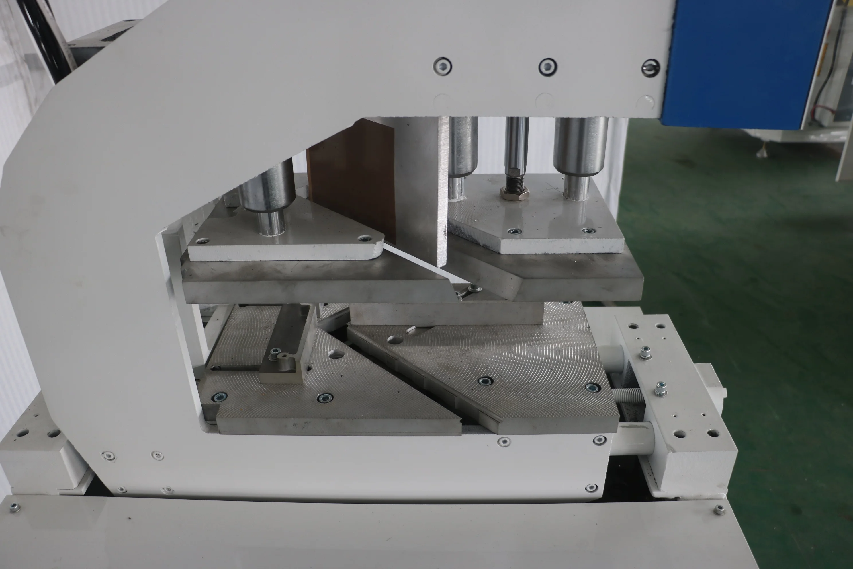 
Plastic UPVC Windows and doors corner connection making Machine Single head Welder machinery 