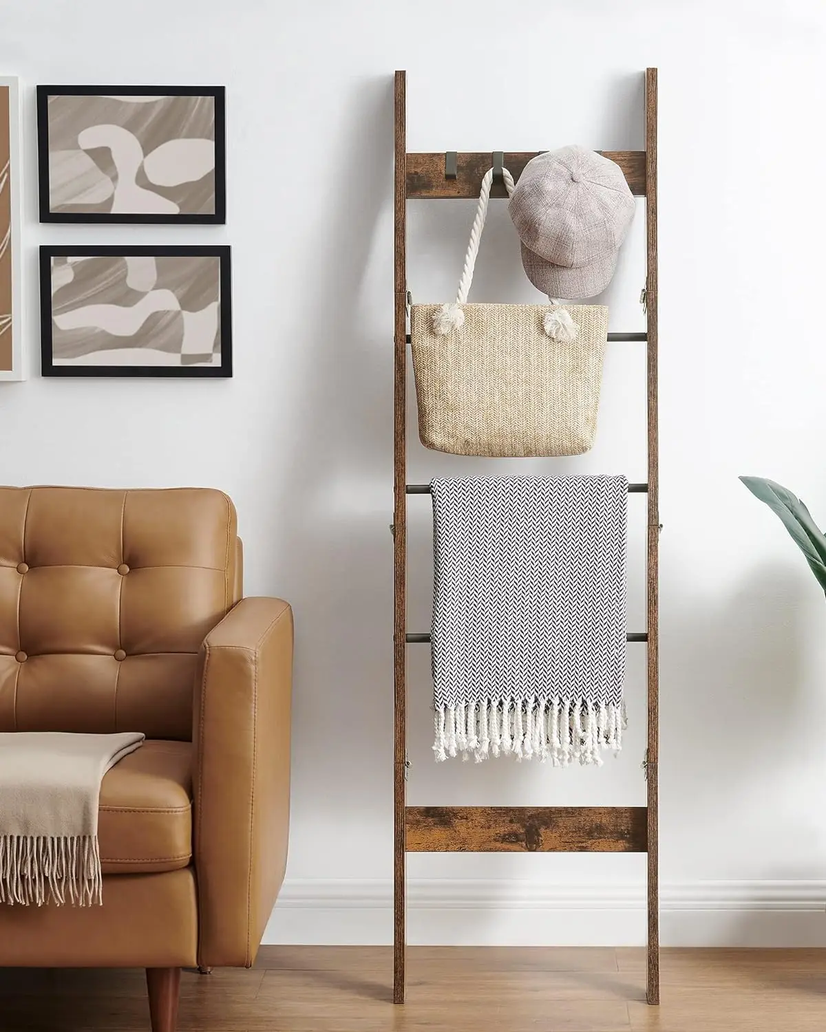 High Quality Simple Rustic Decorative Blanket Ladder Rack Home Furniture Wood Ladder Shelf Blanket Ladder For Bathroom