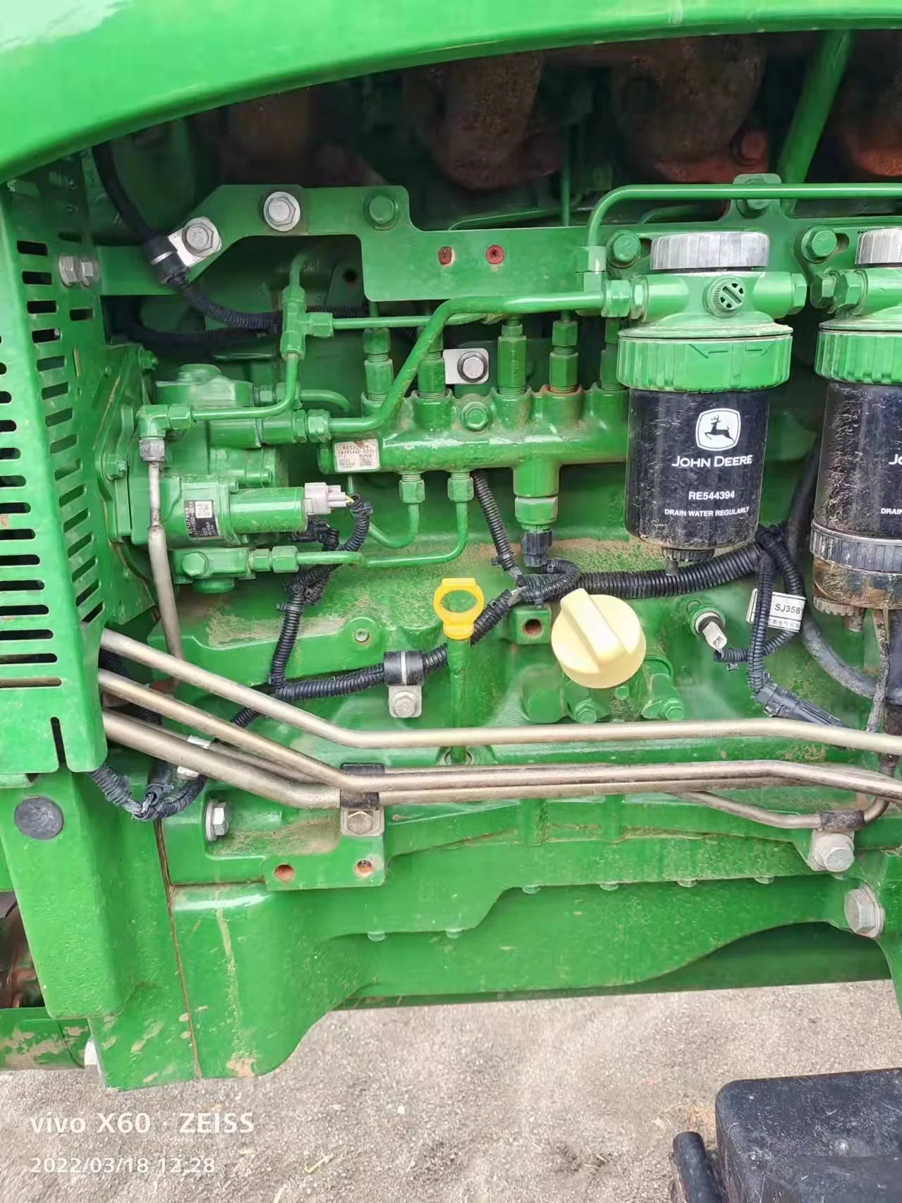 Б/у трактор John 140HP Deere 4x4WD сельскохозяйственная техника запасная часть хорошее состояние 2019 год довольно