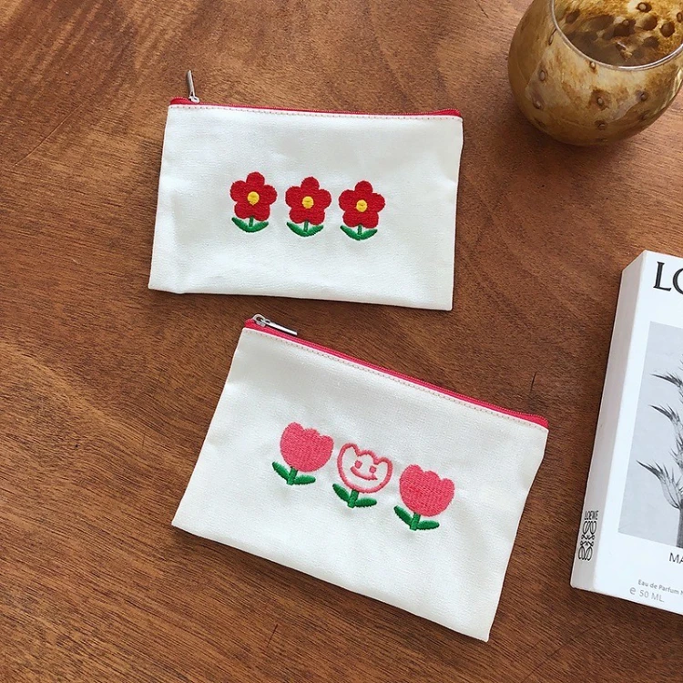 Custom Embroidered Logo Loverly Cotton Cosmetics Travel Zipper Pouch Bags for Girl