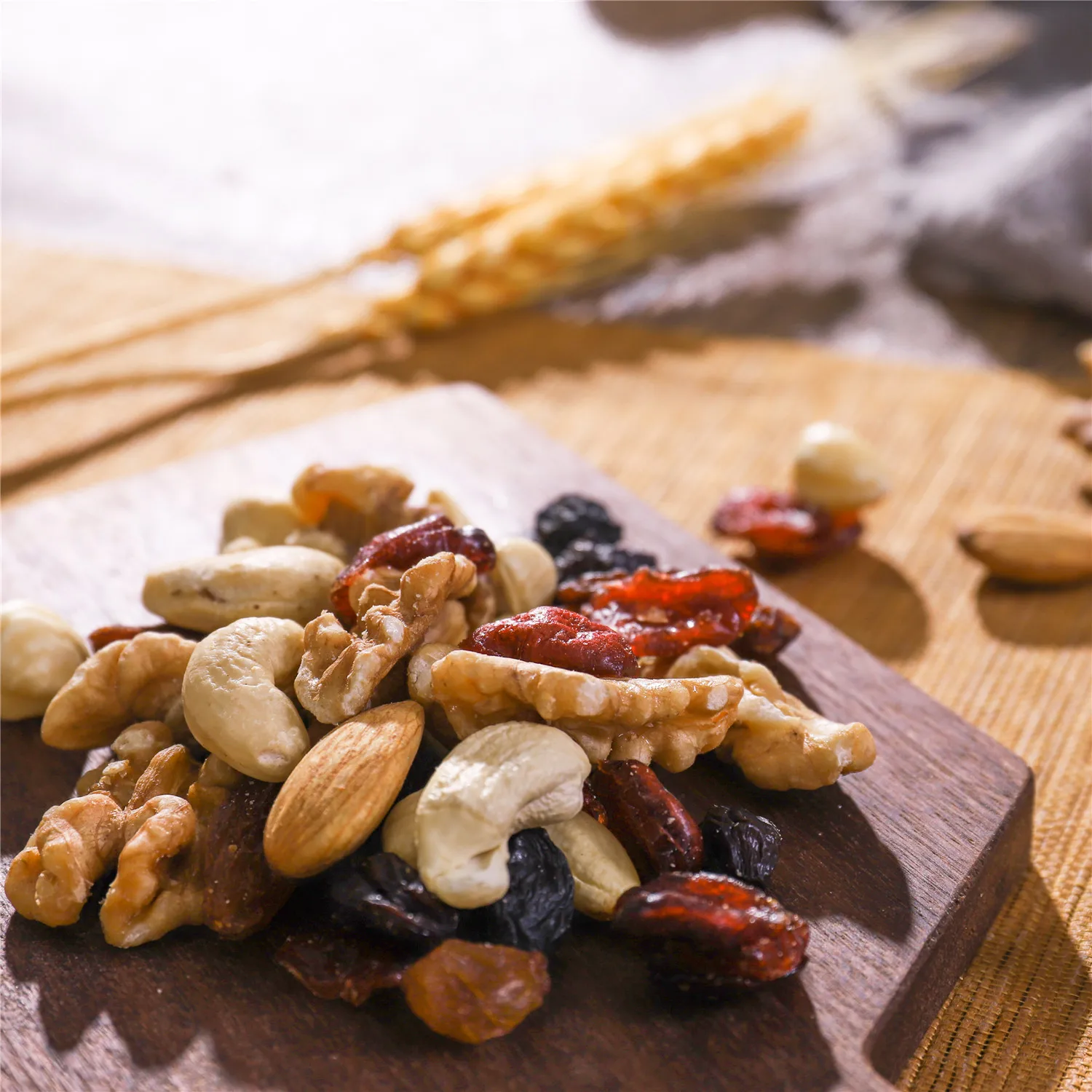 Оптовая продажа, китайские закуски, сушеные фрукты, смешанные орехи