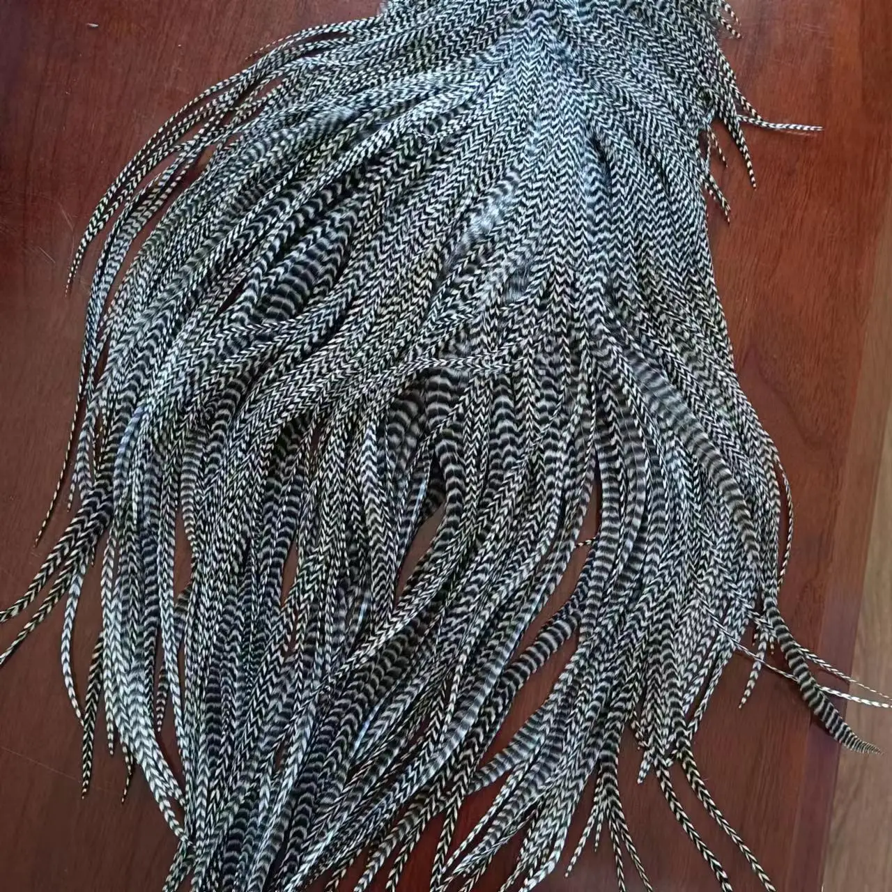 Wholesale 4-14' 10-35cm  Natural Beautiful Dyed Grizzly Rooster Feathers for Earring Decor Hair Extension Fly Tying Fly Fishing