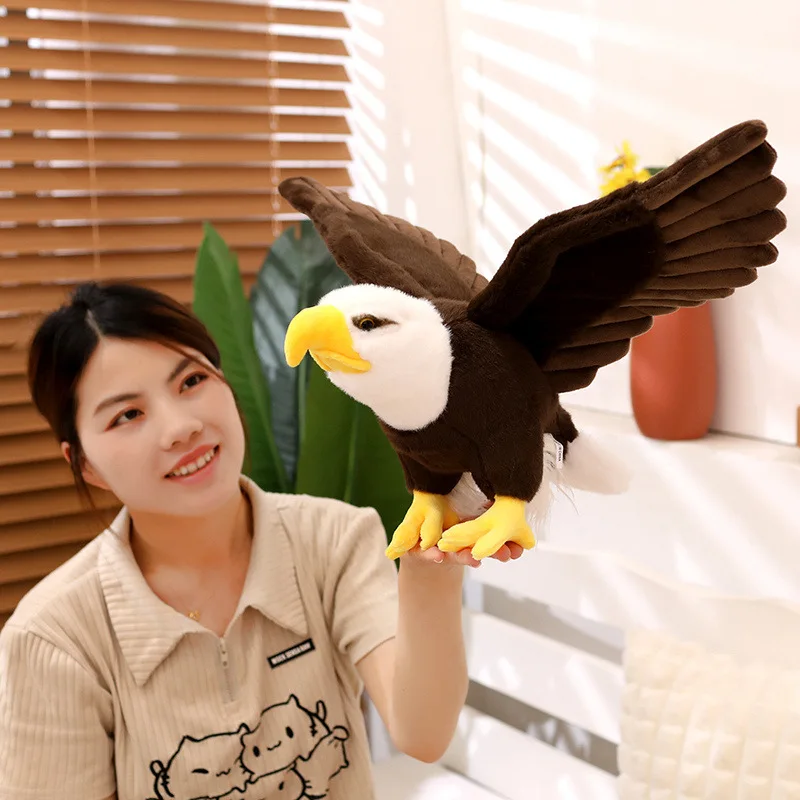 Simulation bald eagle doll Eagle plush toy bird animal doll High appearance level bird child birthday gift