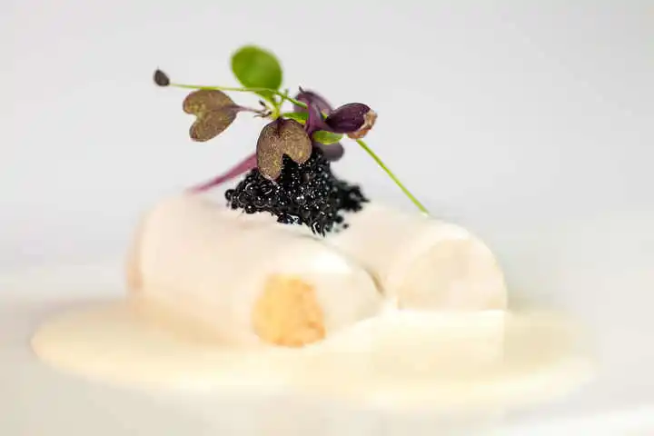 Черная типичная Икра из лапа в Германии слегка соленый и пряный вкус текстура твердых морепродуктов рыба-корешок для продажи