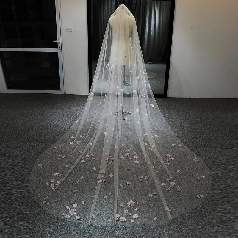 Good Quality Pink Ivory 3D Florals Embellishment Long Tulle One Layer Bride Wedding Veil