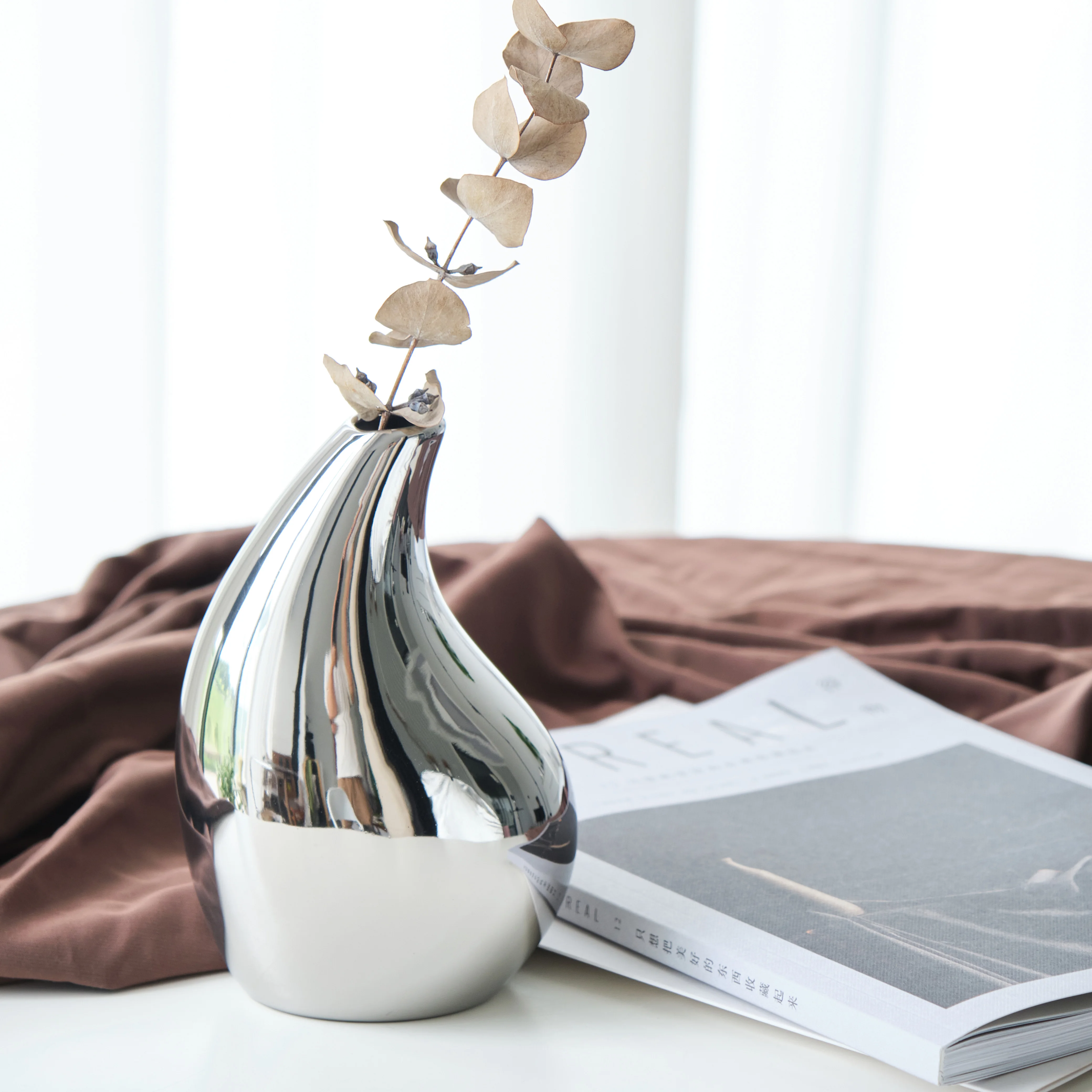 Modern Luxury Water Living Wedding Table Ornaments Home Decor Ceramic Silver Plating Vase