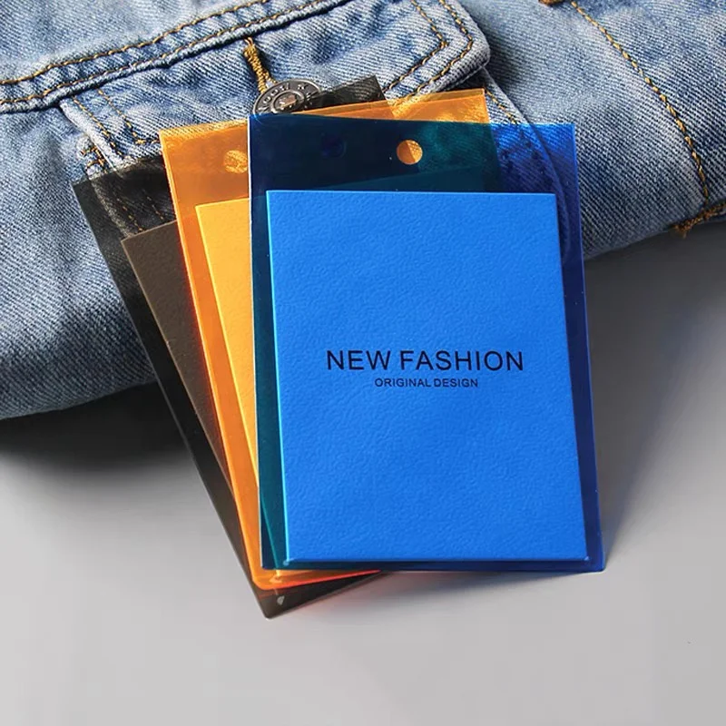 Ярлык для подвешивания, специальный модный дизайн, яркие пластиковые мешки из ПВХ, ярлык для печати, черная ярлык, OEM, ярлык для печати логотипа