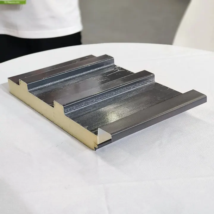 Оптовая цена pu pir Изолированная алюминиевая сэндвич-панель для складских зданий сделано в Китае