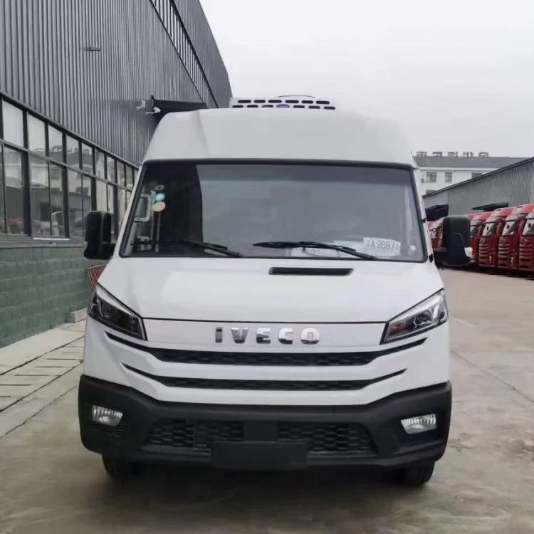 Powerful long axle bread refrigerated truck for refrigerated cargo transportation, efficient mobile refrigerated truck