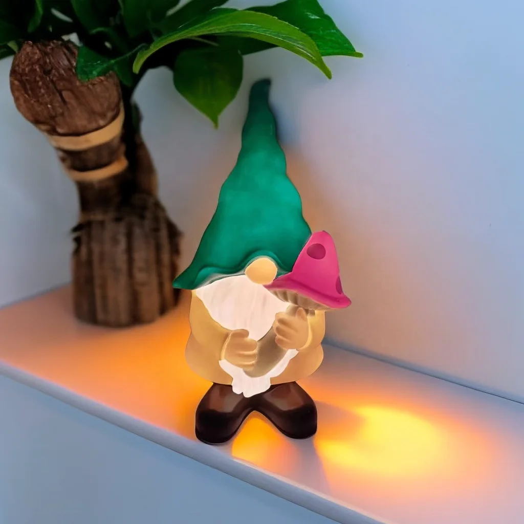 Christmas OEM/ODM Custom PP Blow Molding Garden Gnomes Figurines Decoration
