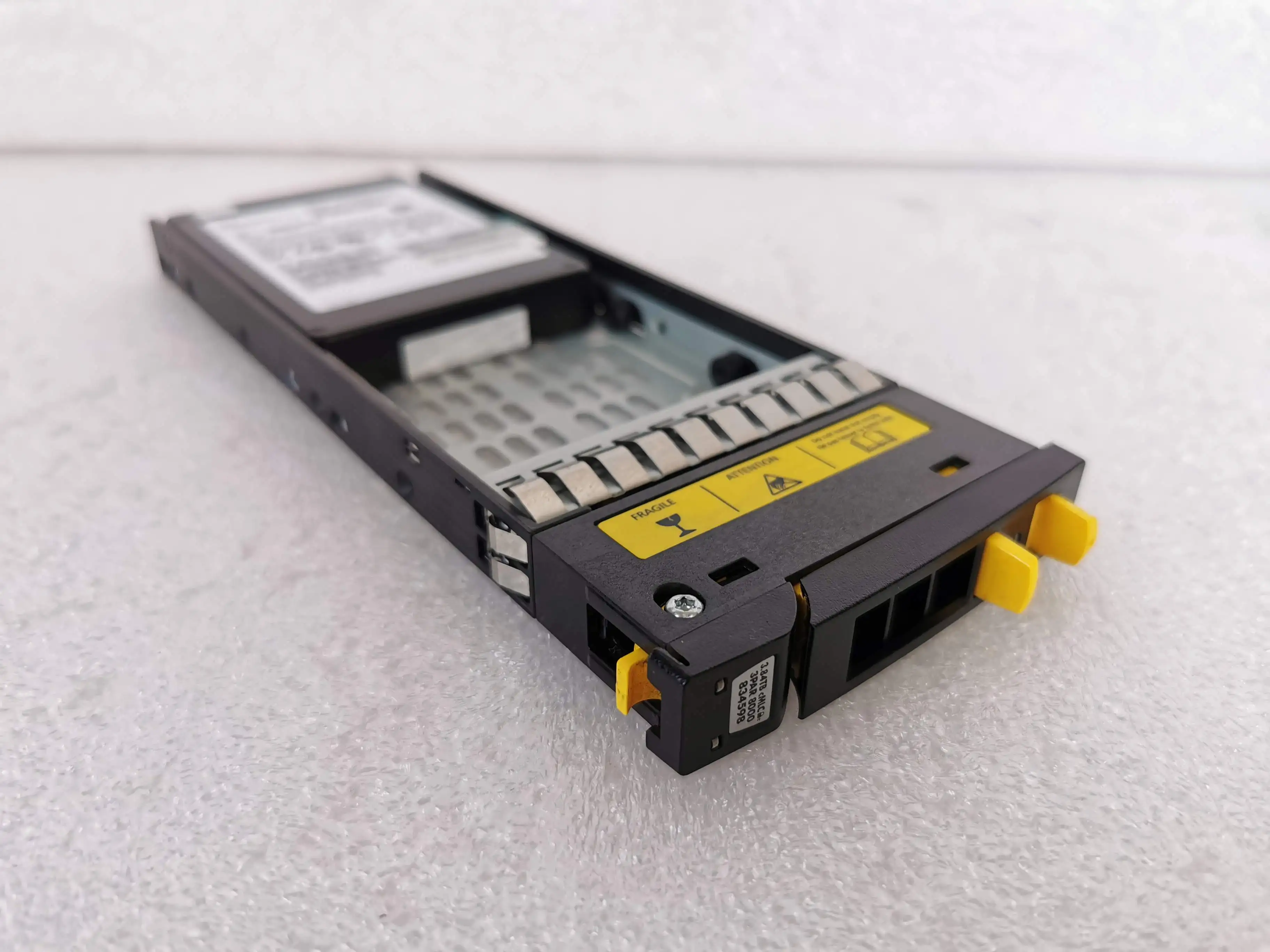 834598-001 для HP 3par 8000 3 84 T SAS 12 Гбит/с cMLC SSD жесткий диск 834449-001 828832-003