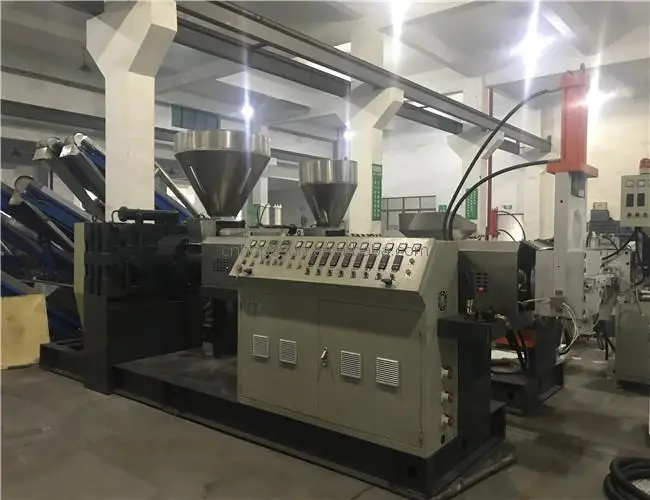 Starch biodegradable plastic granules making machi