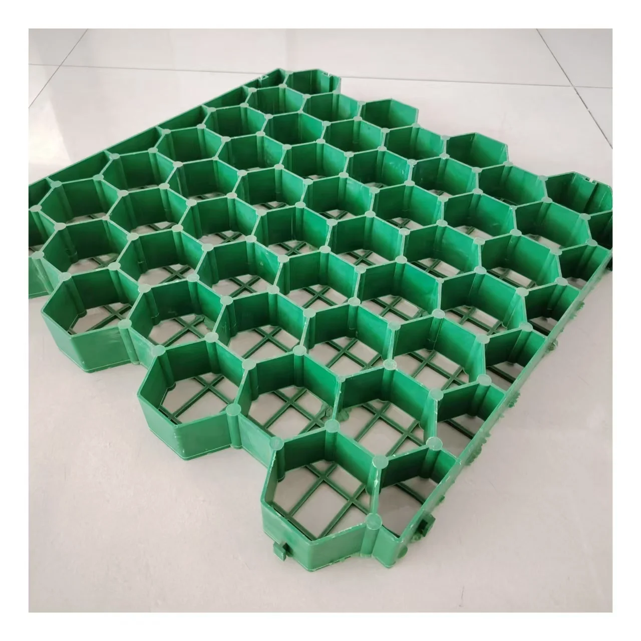 7 cm high honeycomb grass grid paver for car parking area and vehicle driveway soil reinforcement