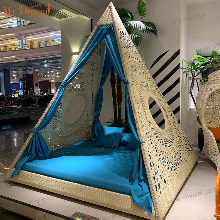 Mr.Dream high quality fashion lawn patio garden triangle rattan outdoor lounge furniture