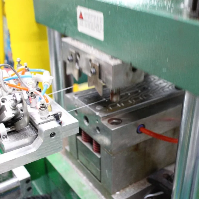 
Factory Outlet Automatic Dental Floss Machine ,Dental Floss Making Machine, Dental Floss Pick Making Machine 