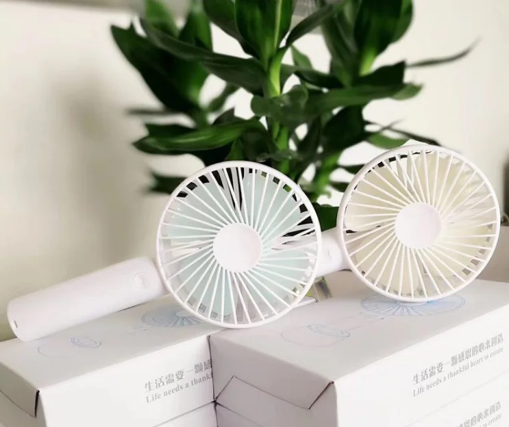 Beautiful Customized Outdoor Handheld Desktop Handy Mini Fan Portable Usb Rechargeable For Summer Travel