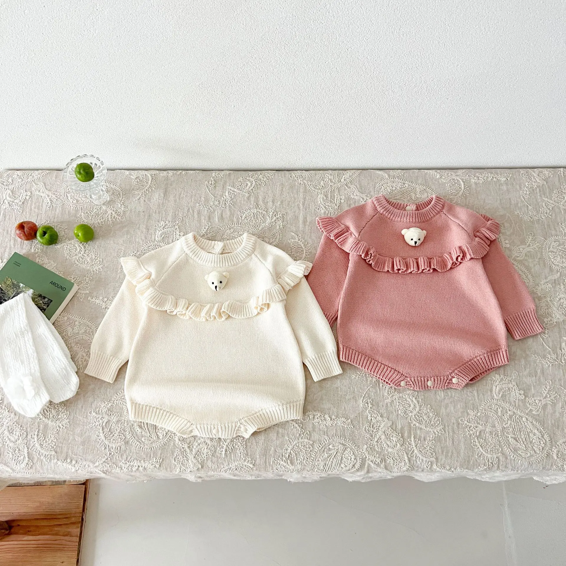Baby clothing Korean version of cotton knitted sweater Princess three-dimensional little bear wrap butt suit jumpsuits