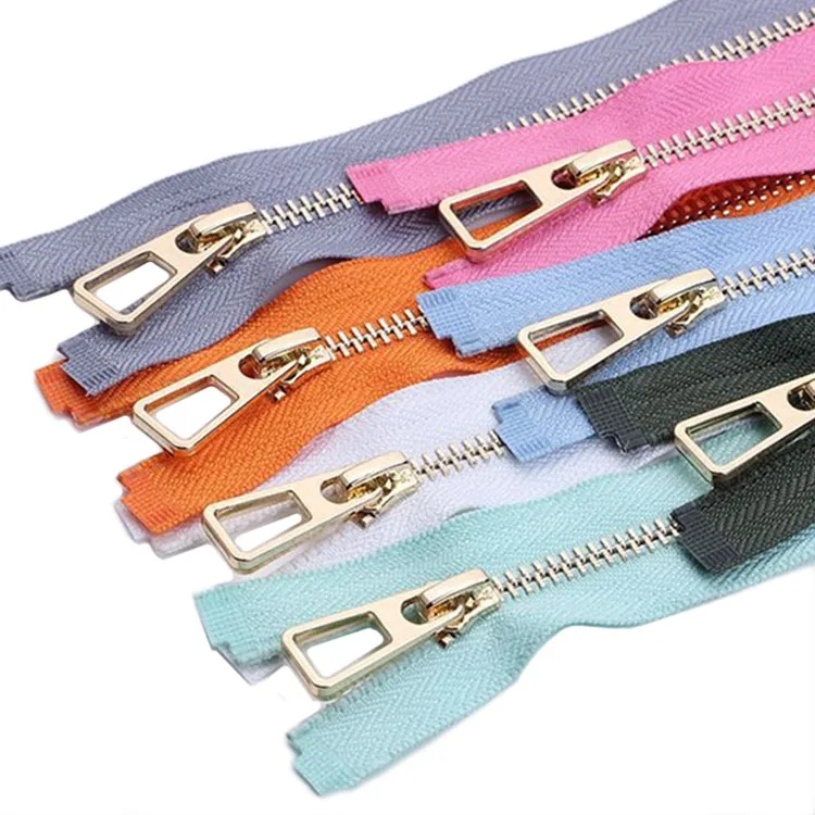 Manufacturer Custom 3# 5# 8# Long Chain Open End Close End Metal Zipper For Handbags Clothes
