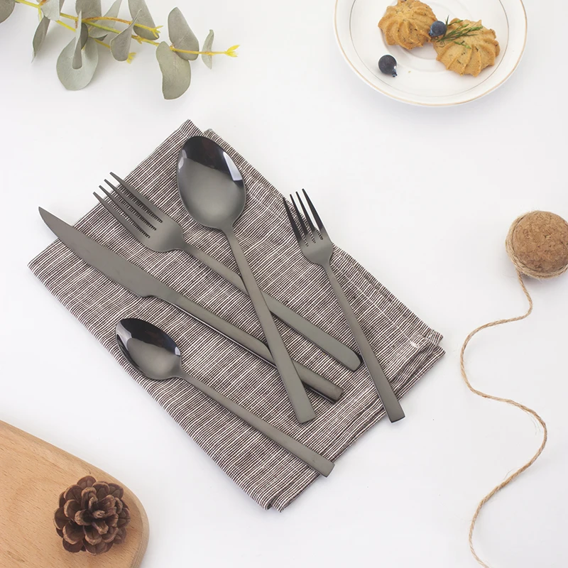 Manufacture Customized Spoon And Fork Set Stainless Steel Portable Travel Flatware Mirror Black Cutlery Set