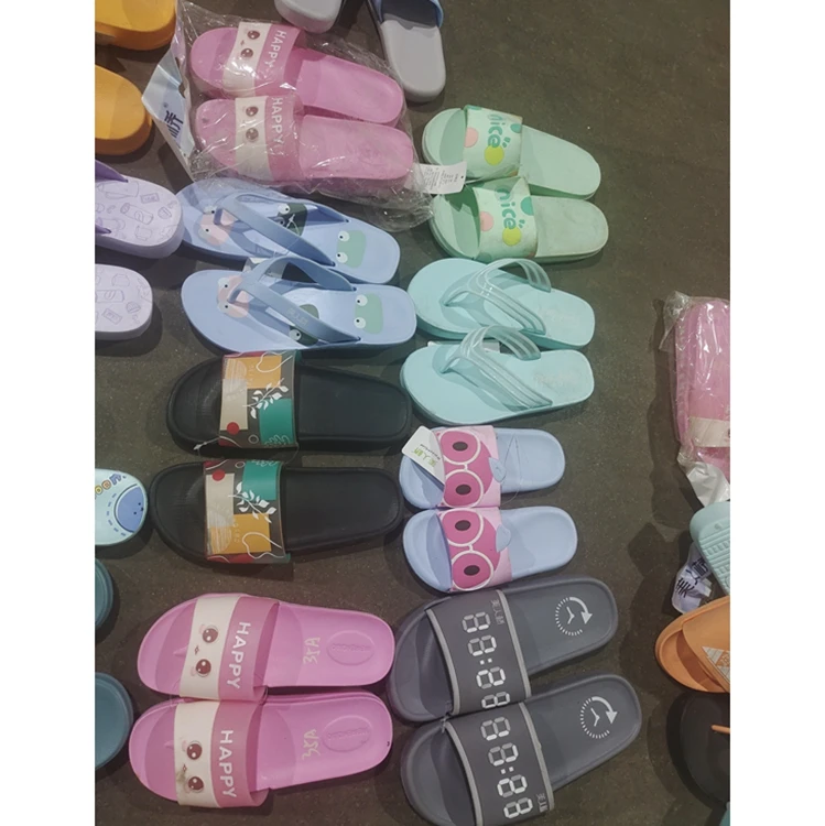 Light Weight Anti-Slip Soft Slippers Flip Flops Slippers For Ladies Stock Lot Shoes Flip Flops