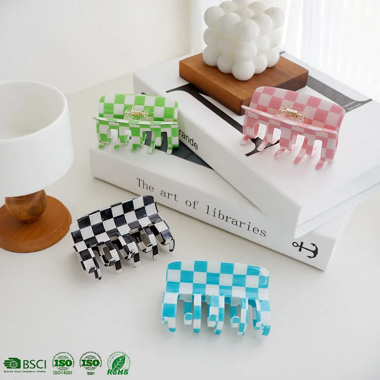 CANYUAN Factory direct sales customized 7.8cm long teeth PVC claw clip cute plaid square medium size ladies claw clip wholesale