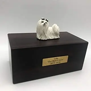  Деревянный гроб для домашних