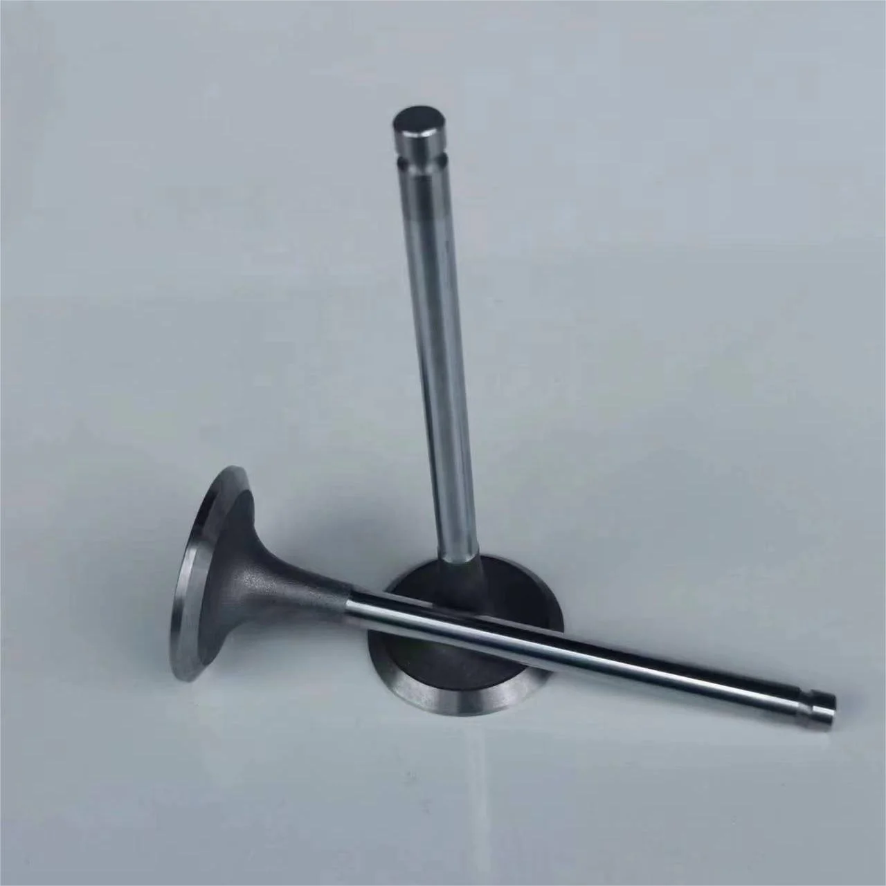 High Quality Intake Valve Exhaust Valve 5307875/4981795 For 6L Intake Exhaust Valve