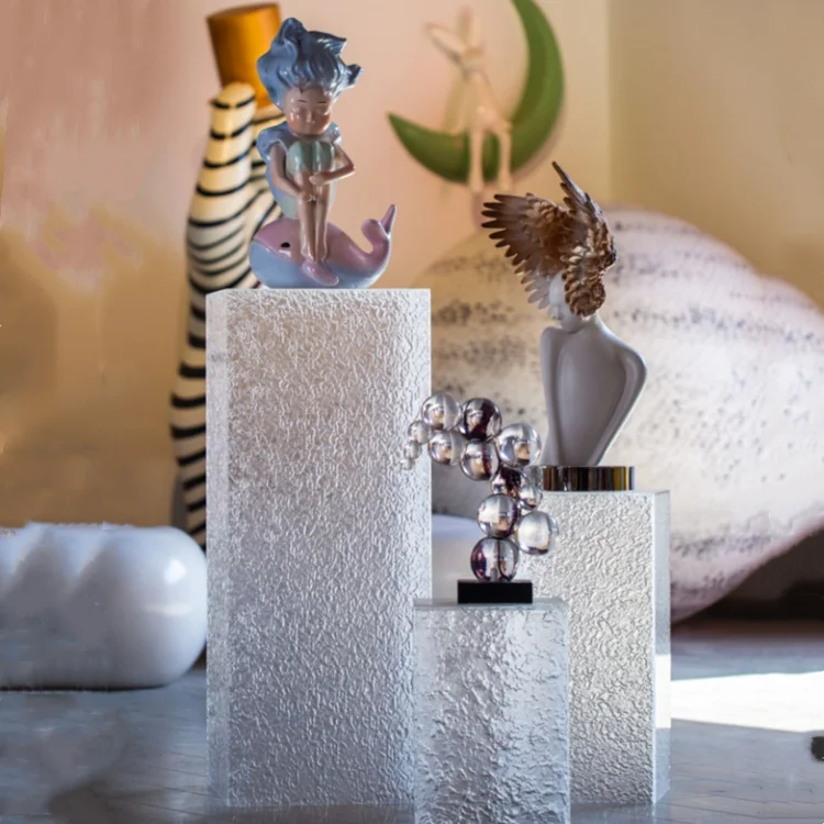 Hot Sell Ice Crack Acrylic 5 Sided Display Box Crystal Water Ripple Acrylic Handbag Plinths Display Stand