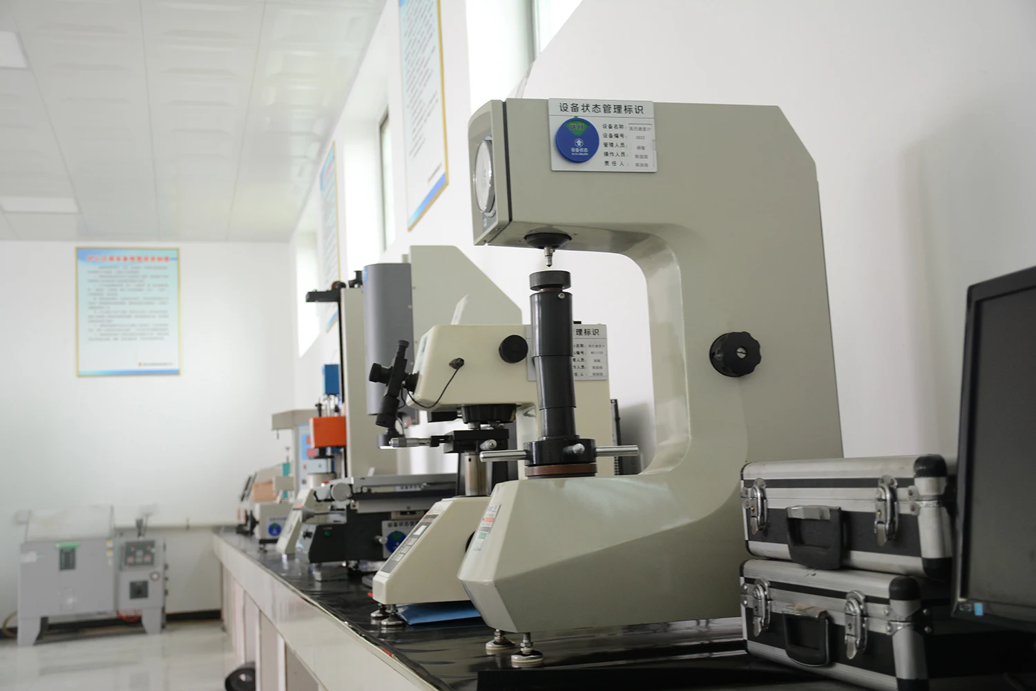 Huihuang Factory Supply  Custom High Precision Carbon Steel U Shaped Wire Forming Spring Clip