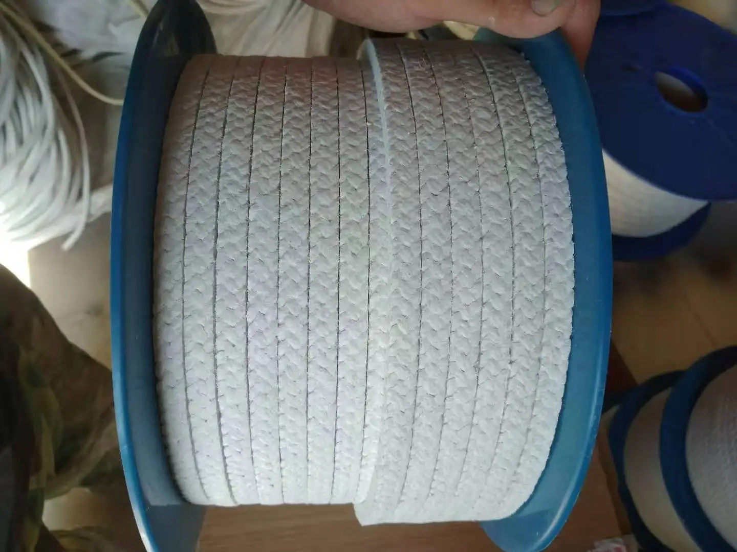 PTFE rope gland packing with silicone lubricant