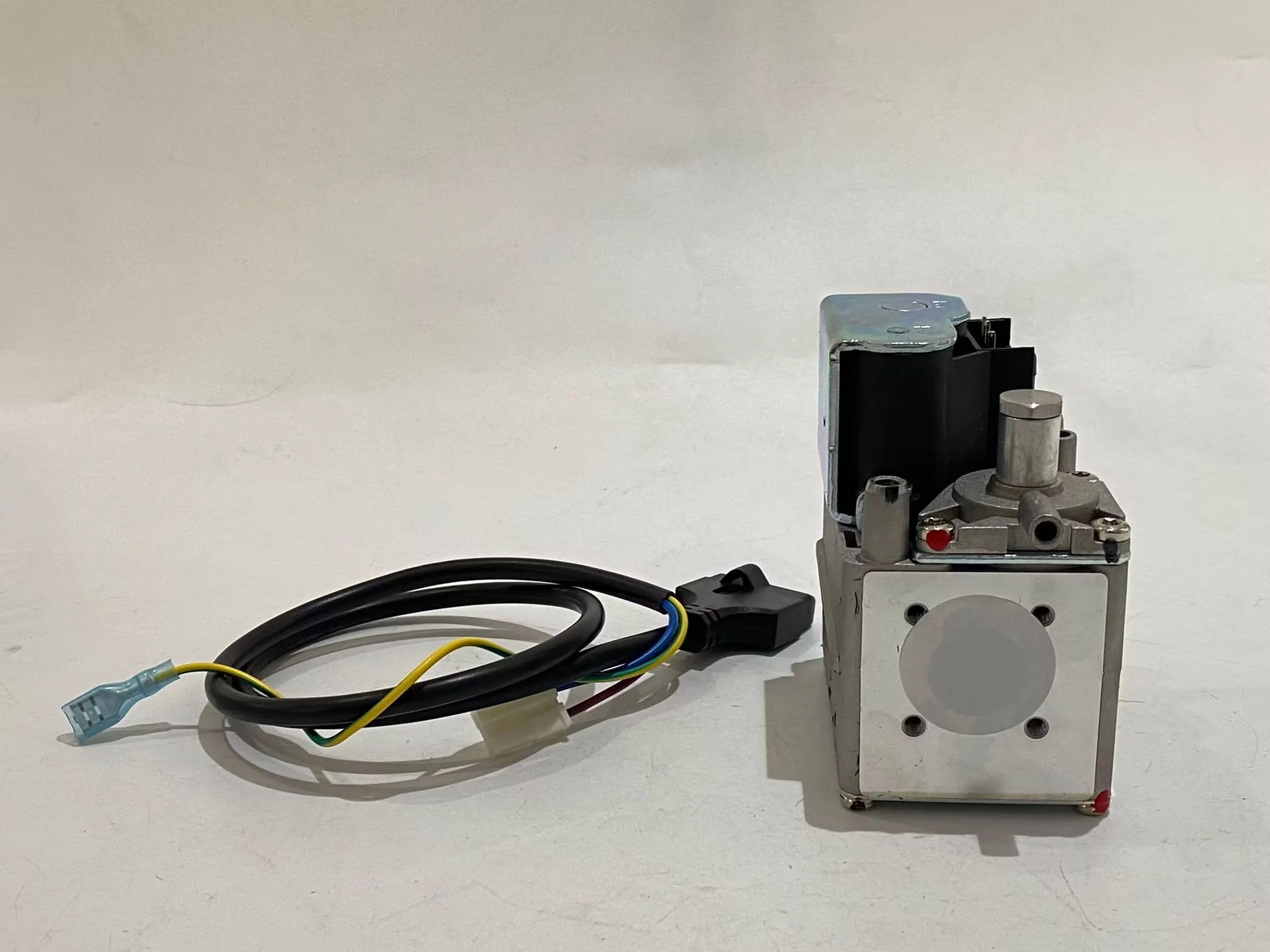 Replacement for SIT 840 3/4' 230 VAC Combination Gas Valves for gas-fired appliances