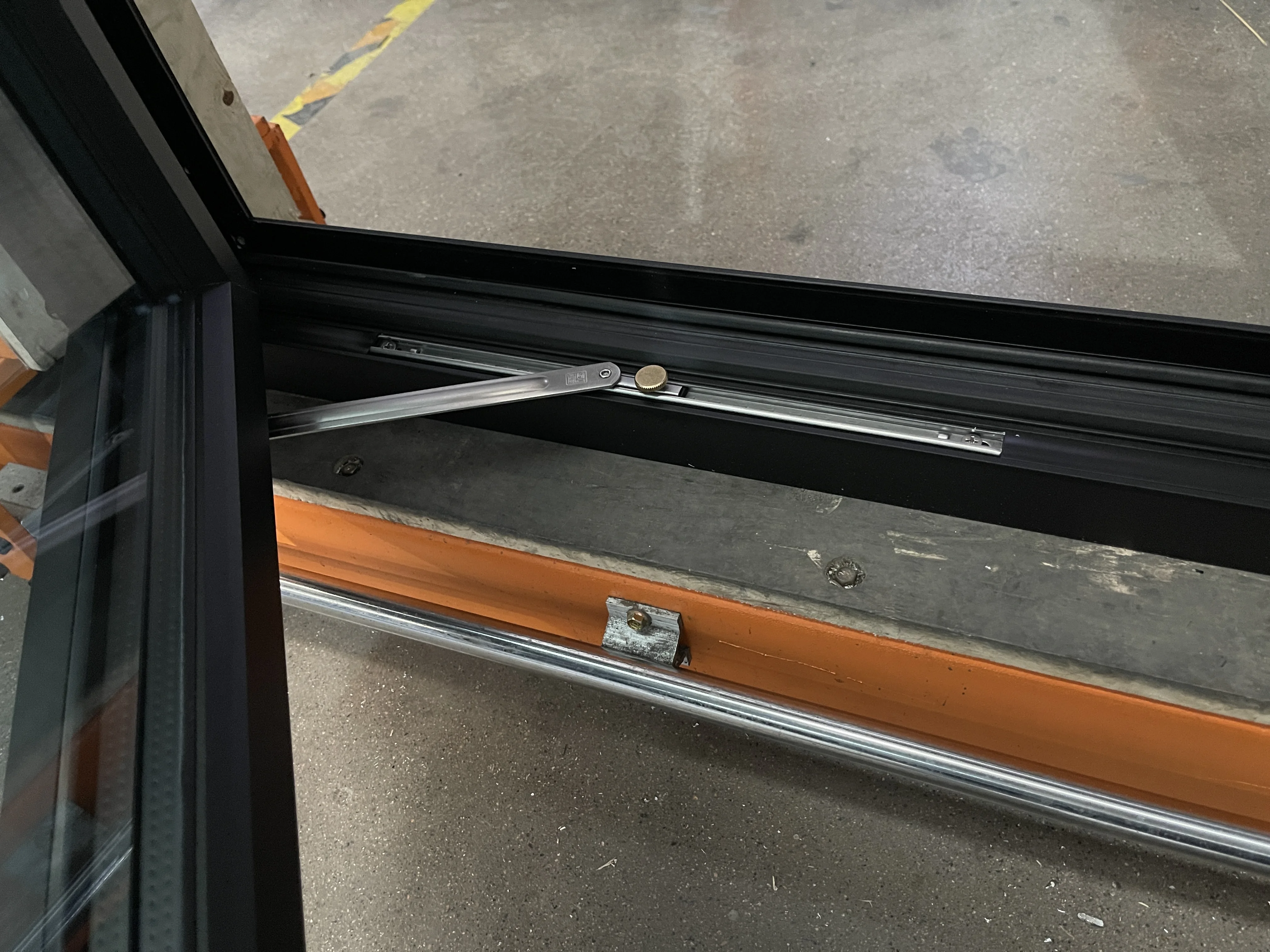 Minglei NFRC Customized Window Double Glazed Window Aluminium Casement Windows With Screen