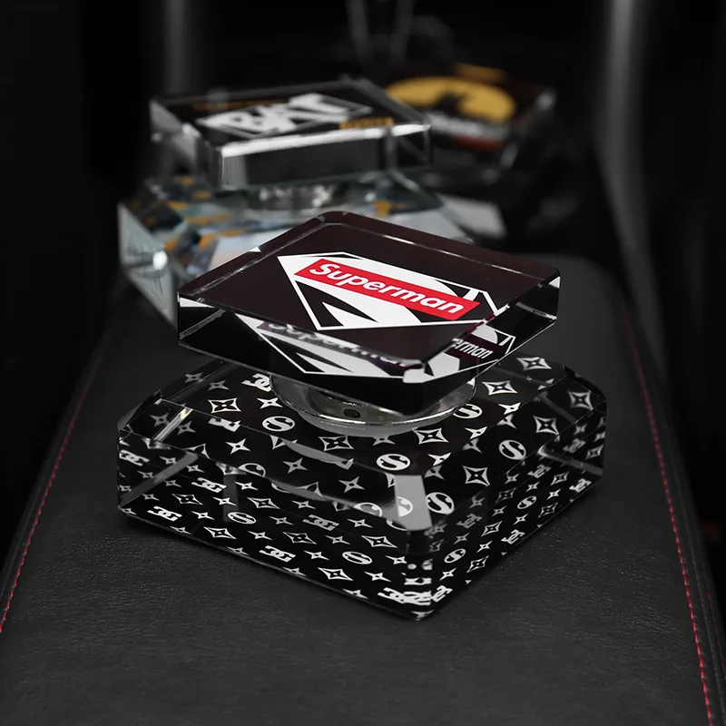 
Air Freshener Decoration Customized Crystal Perfume Bottle Seat 