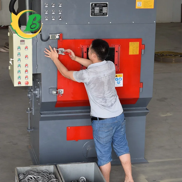 High strength Large Crawler sandblasting cabinet for heavy and larger parts