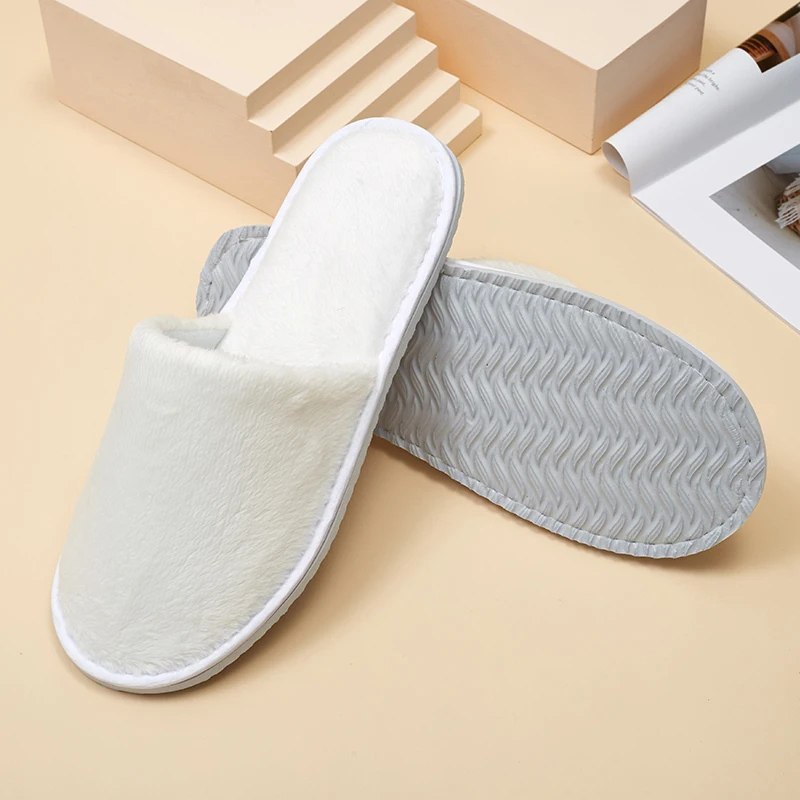 Eco-friendly hotel amenities pure white custom logo hotel bath disposable plush hotel slipper