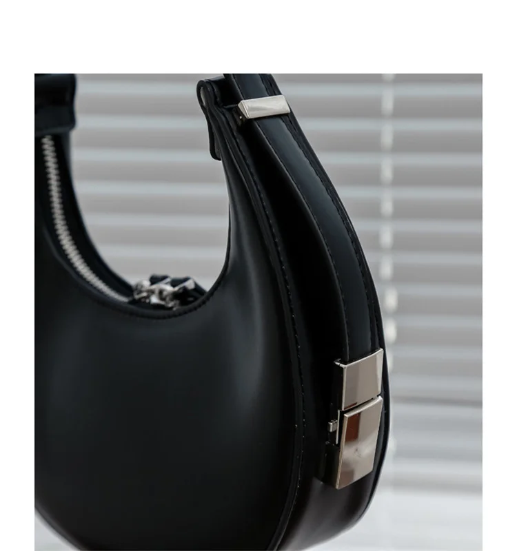 ladies Hobo Bags20.jpg