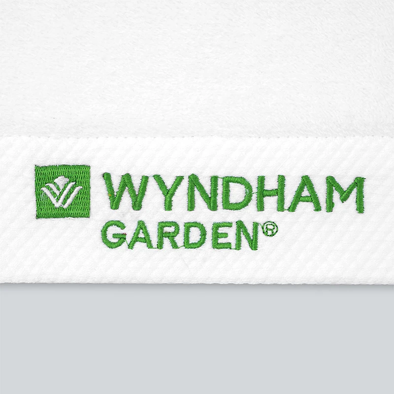 Cheap High Quality Disposable 100% Cotton Slippers  For Hotel Guests Slipper And Hotel Towel