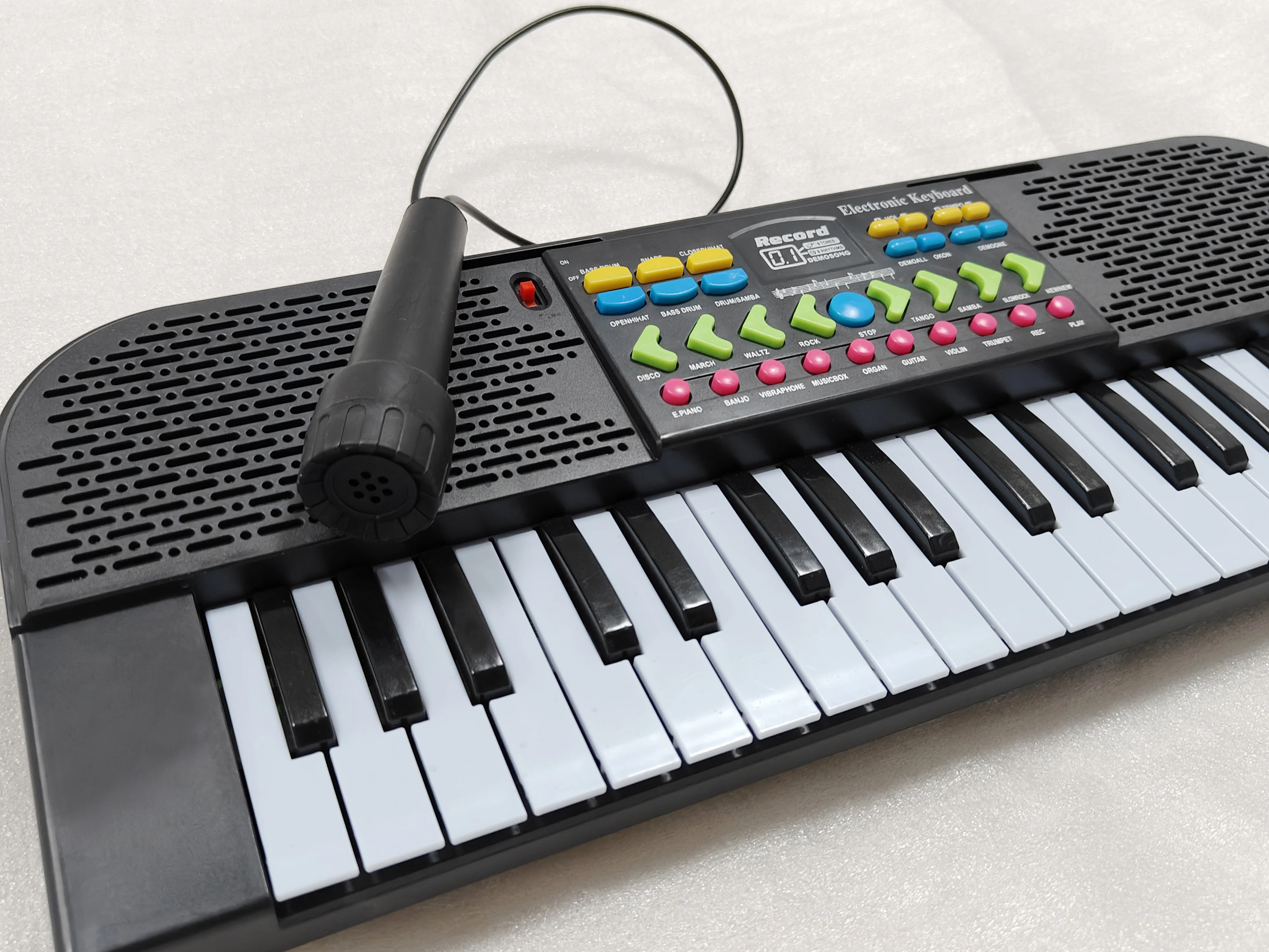 Wholesale Best Price Electronic Keyboard 37 Keys Piano Electric Organ with USB and Microphone for Kid