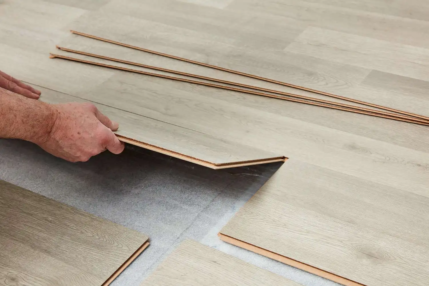 Wholesale Waterproof Wooden Laminated Flooring Waterproof Click PVC Vinyl/SPC/WPC Wooden Flooring Contact Us for Best Price