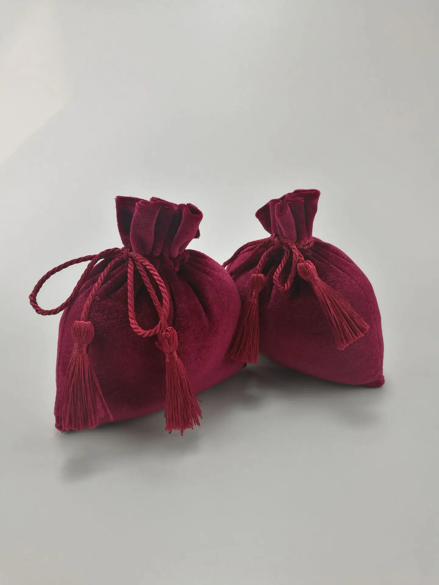 Tassel Personal Made Packing Pouches Size Dust Fabric Candy Jewelry Gift Drawstring Velvet Bags With Custom Logo