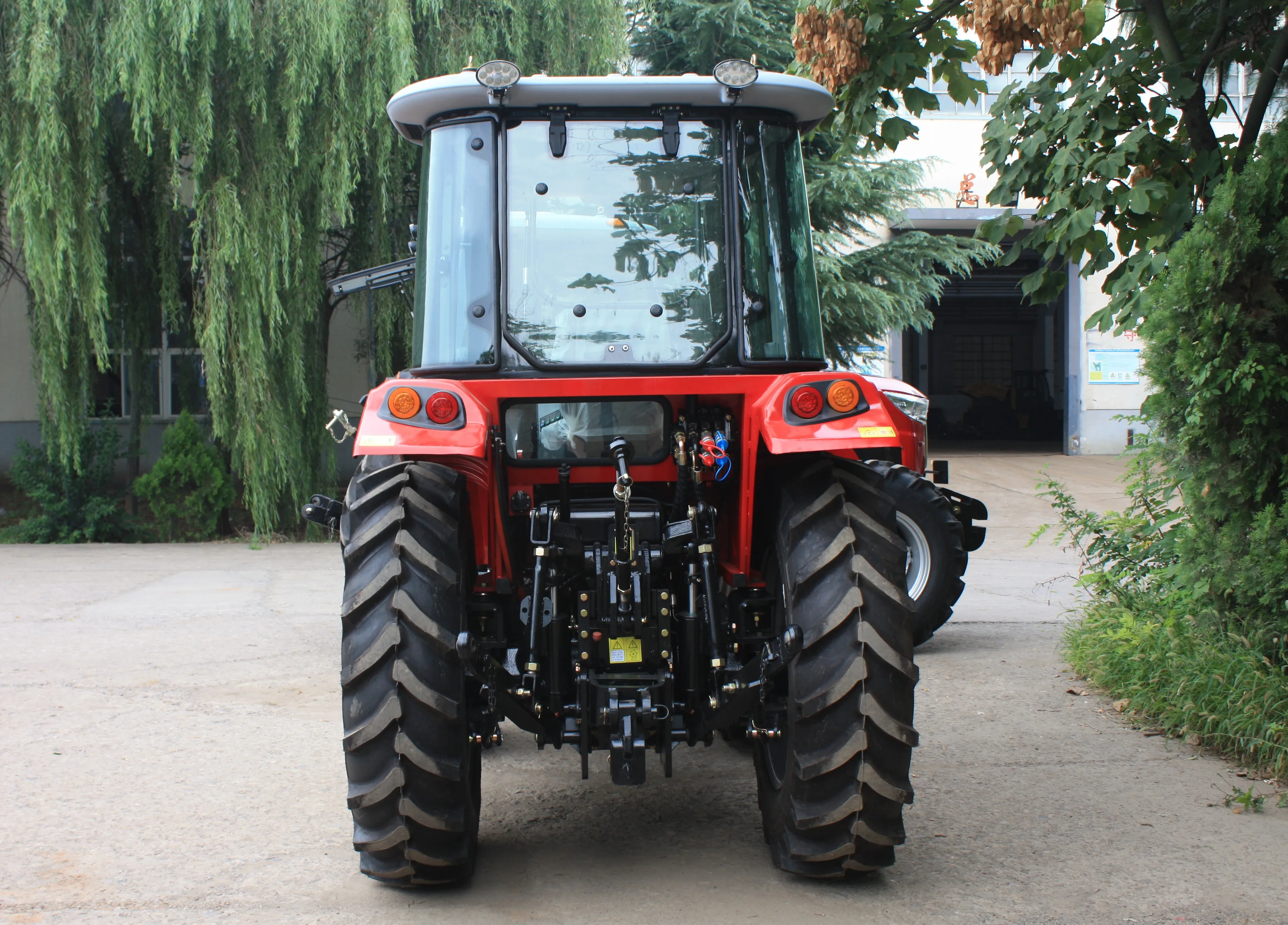 120hp China Top 10 Small Tracked Agricultural Tractor Mini Crawler Tractor For Farm Paddy