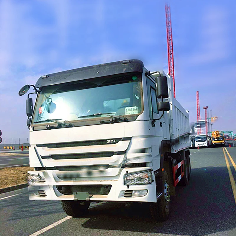 Sinotruck Styre light truck 6x6 275hp 45tons 25cbm truck dump 4x4