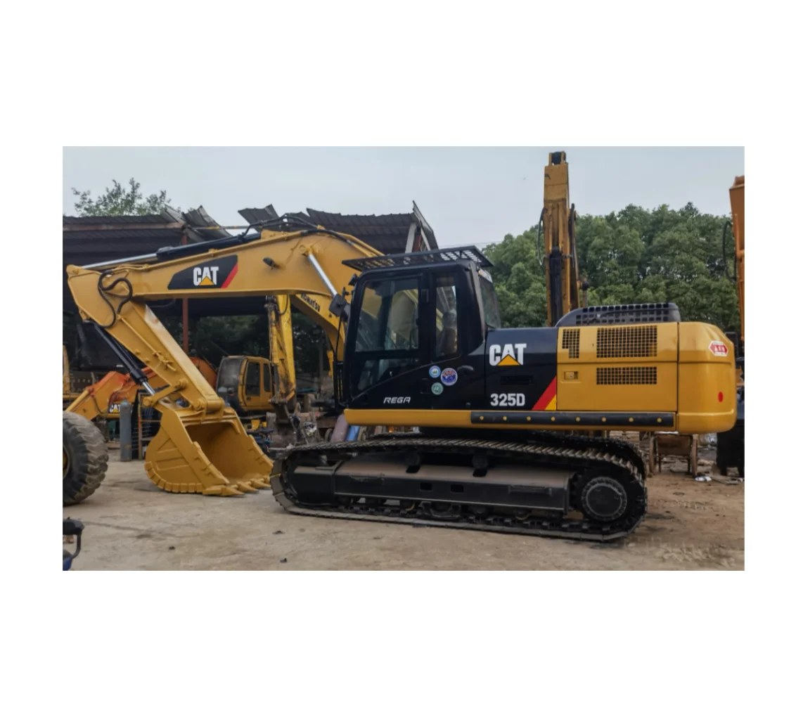 Japan original second hand Caterpillar 325D crawler hydraulic excavator stocking in shanghai yard