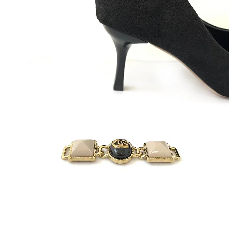 Manufacturer wholesale chain buckle custom logo new style leather shoes shoe chain buckle accessories