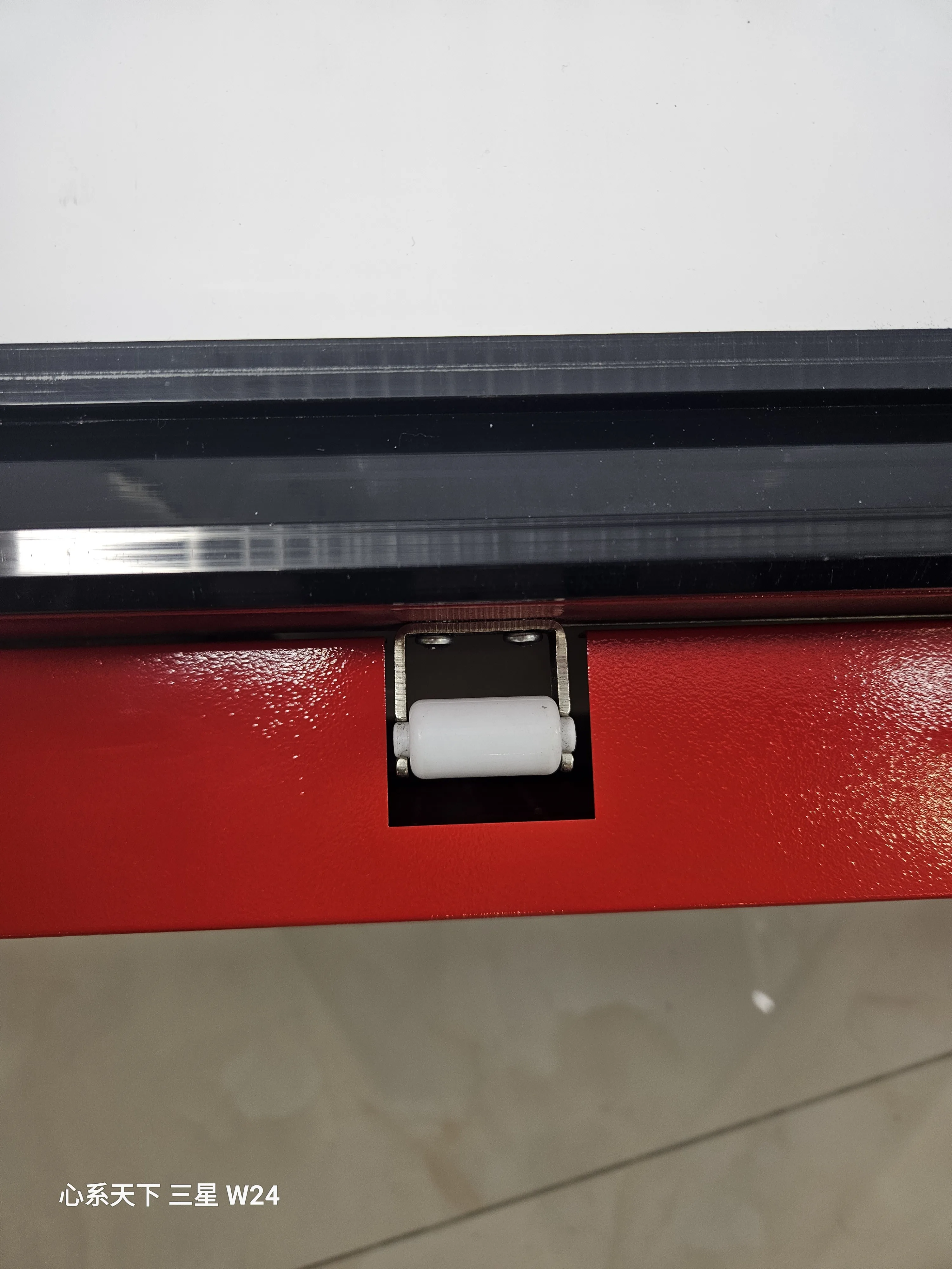 Large Capacity Red Color Hollow Glass Luxury Cold Drink Showcase Vertical Fridge Cooler With 5 Layer Shelves