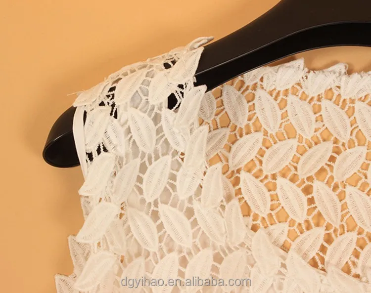 Yihao New Fashion Runway Ladies Elegant High Quality Leaves Hollow Out Lace A-line Long Dress